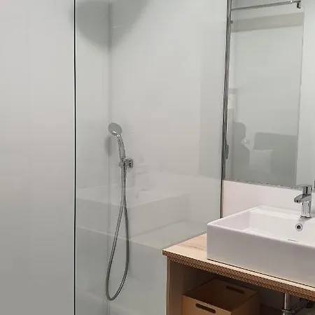 Apartamento Antares 3 *