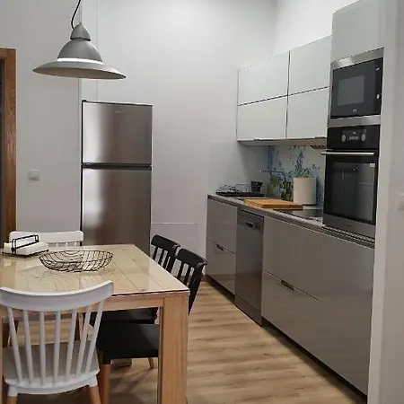 Apartamento Antares 3 *