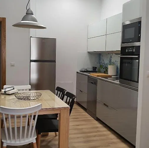 アパート Antares 3 *