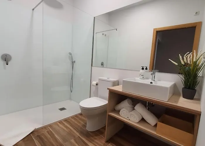 Antares 3 アパート ミヤドイロ